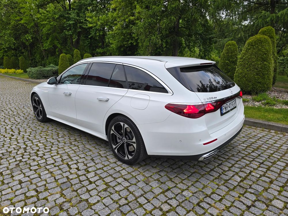 Mercedes-Benz Klasa E 300 de 4-Matic Avantgarde - 5