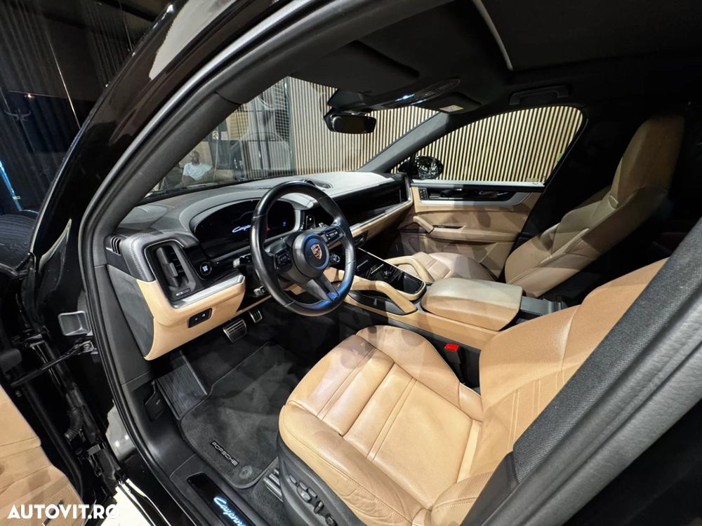 Porsche Cayenne Coupe - 22