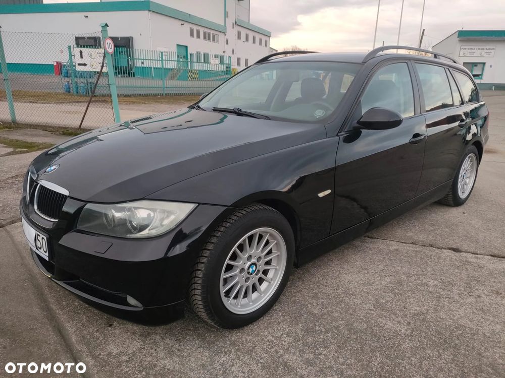 BMW Seria 3 318d - 20
