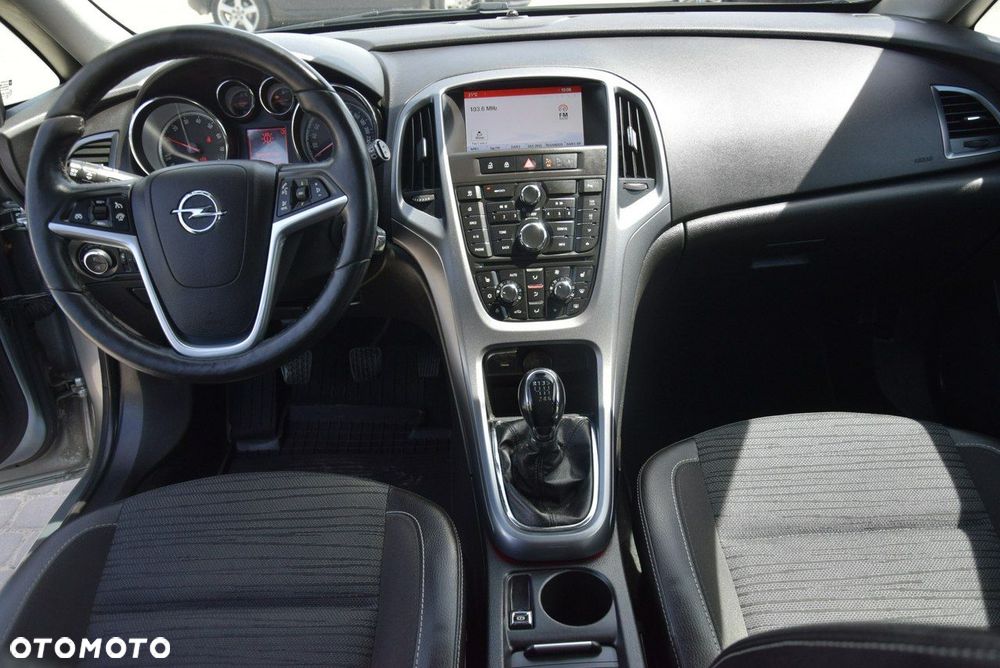 Opel Astra 1.4 T Energy EU6 - 29