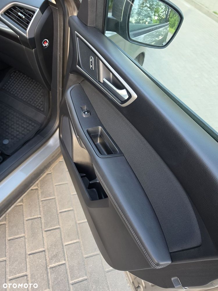 Ford S-Max - 27