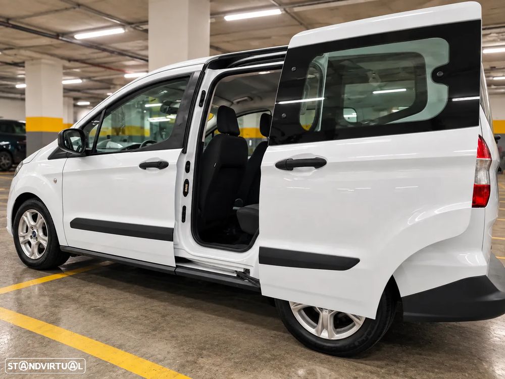 Ford Tourneo Courier 1.0 EcoBoost Ambiente - 4