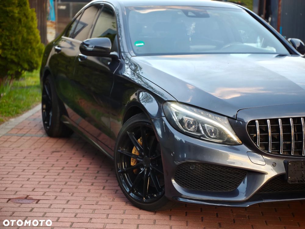 Mercedes-Benz Klasa C 250 7G-TRONIC - 36