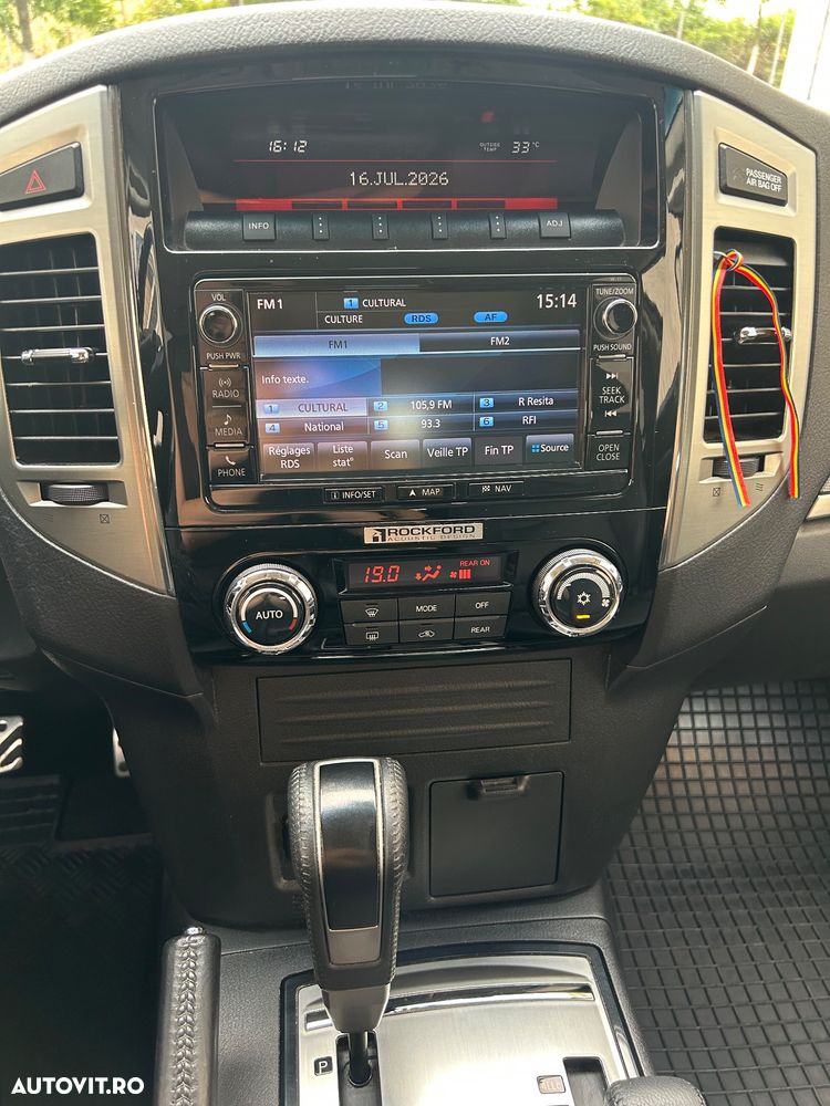 Mitsubishi Pajero 3.2 DI-D Instyle - 18