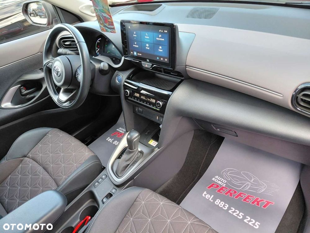 Toyota Yaris Cross - 16