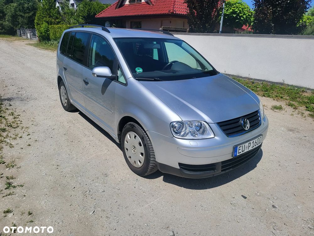 Volkswagen Touran 1.6 - 4