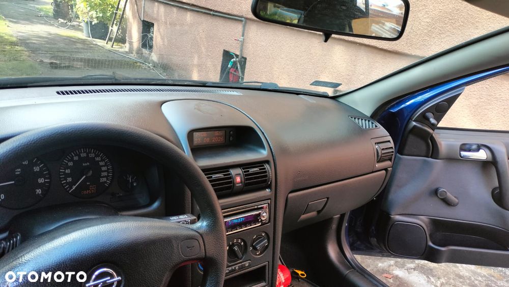 Opel Astra 1.4 Start - 11