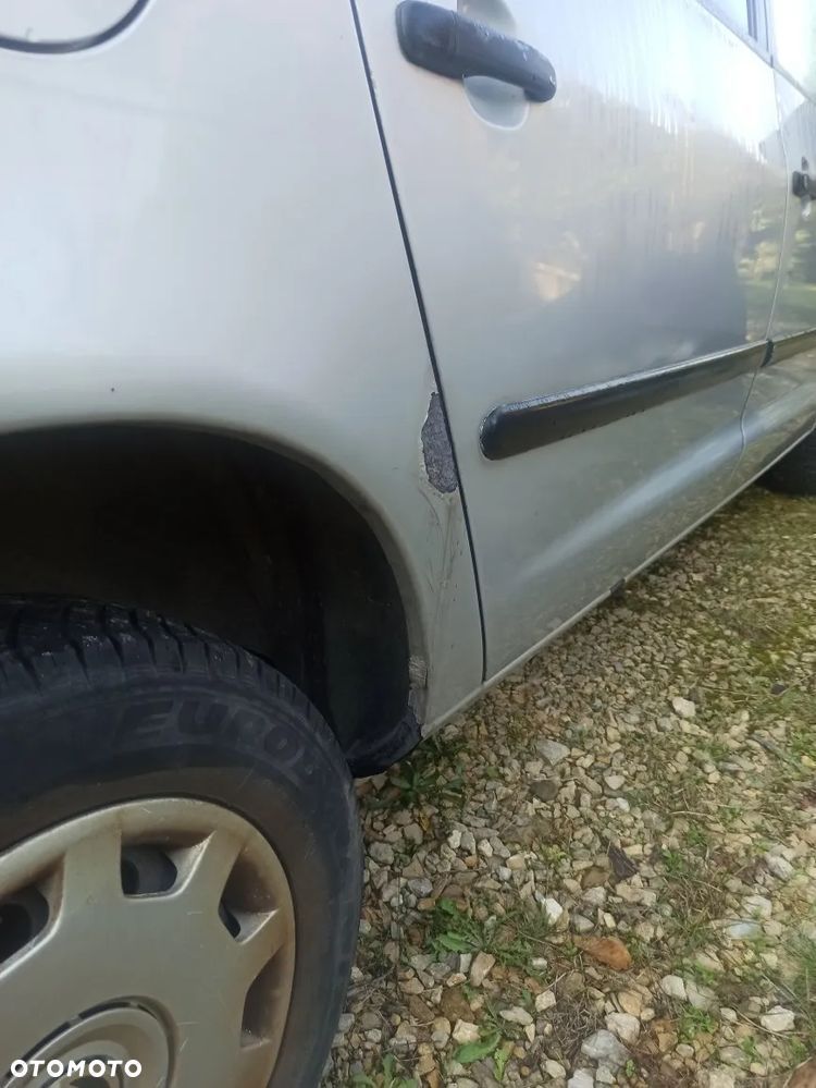 Volkswagen Sharan 1.9 TDI Comfortline - 6