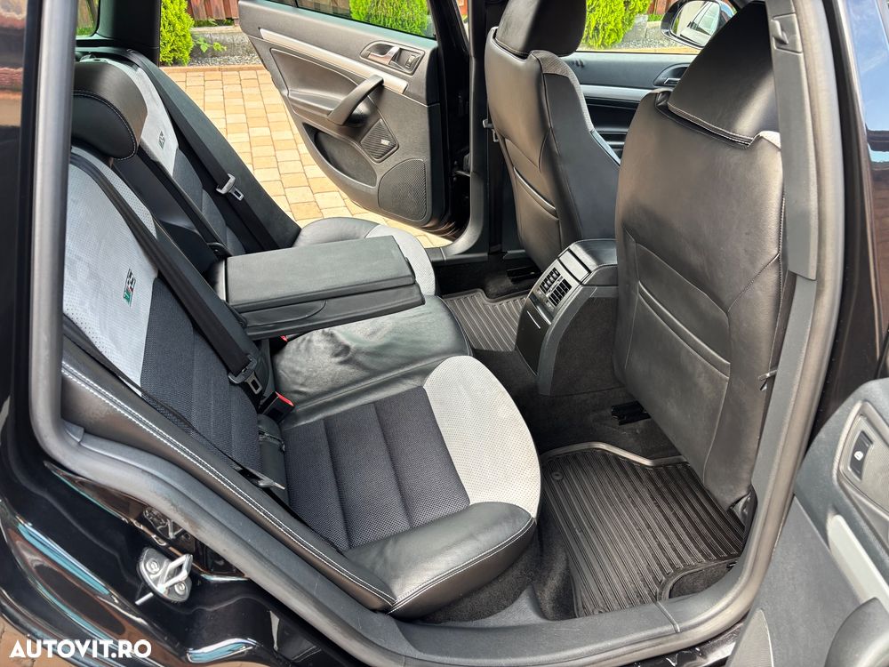 Skoda Octavia Combi 2.0 TDI RS - 9