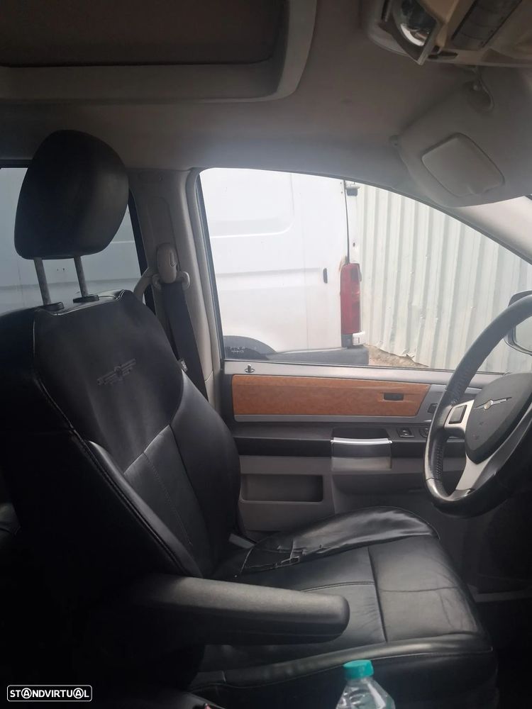 Chrysler Grand Voyager 2.8 CRD ATX Limit. Stow Go - 10