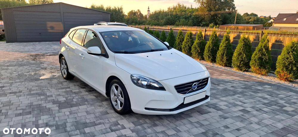 Volvo V40 D4 Kinetic - 1