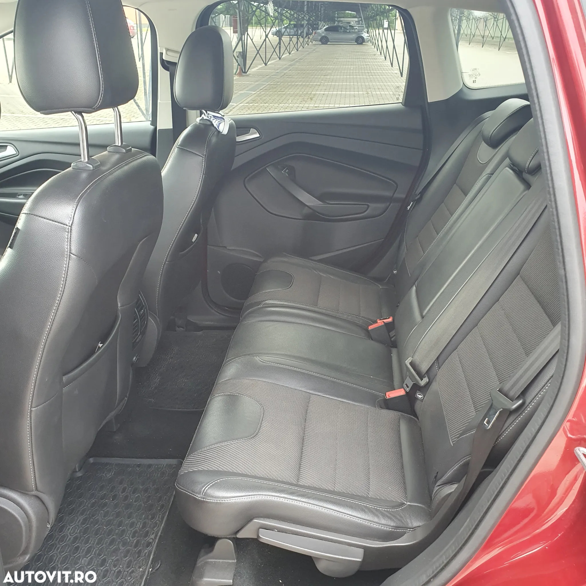 Ford Kuga 2.0 TDCi 4WD Titanium - 11