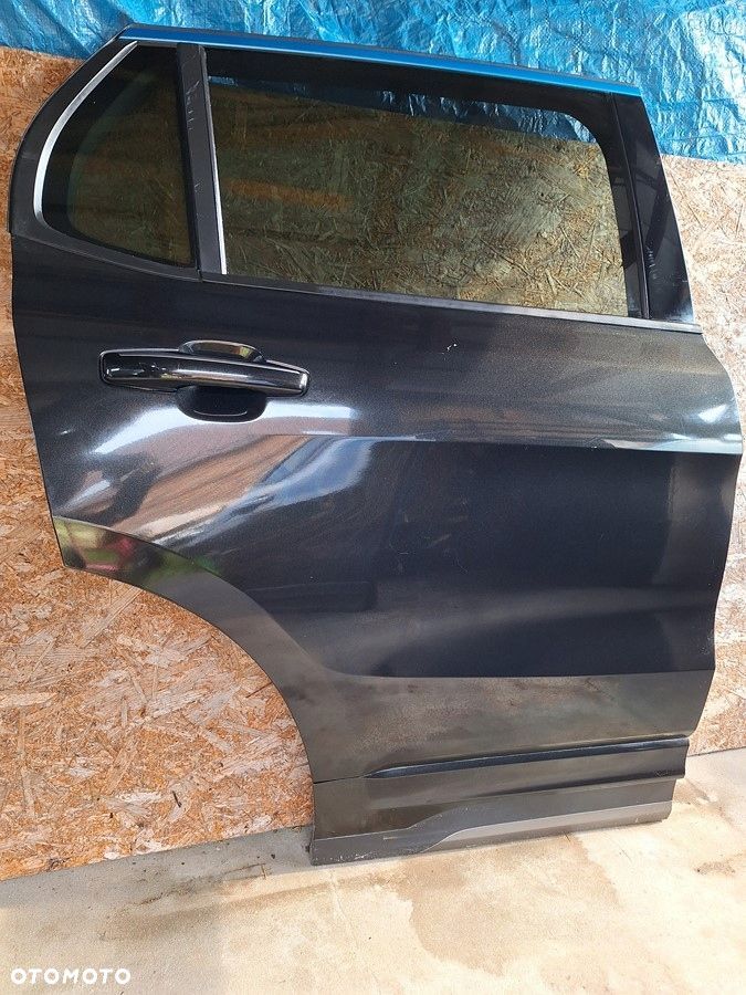 lynk&co 01 lynk & co drzwi prawy tyl tylne kpl. orginal demontaz - 2