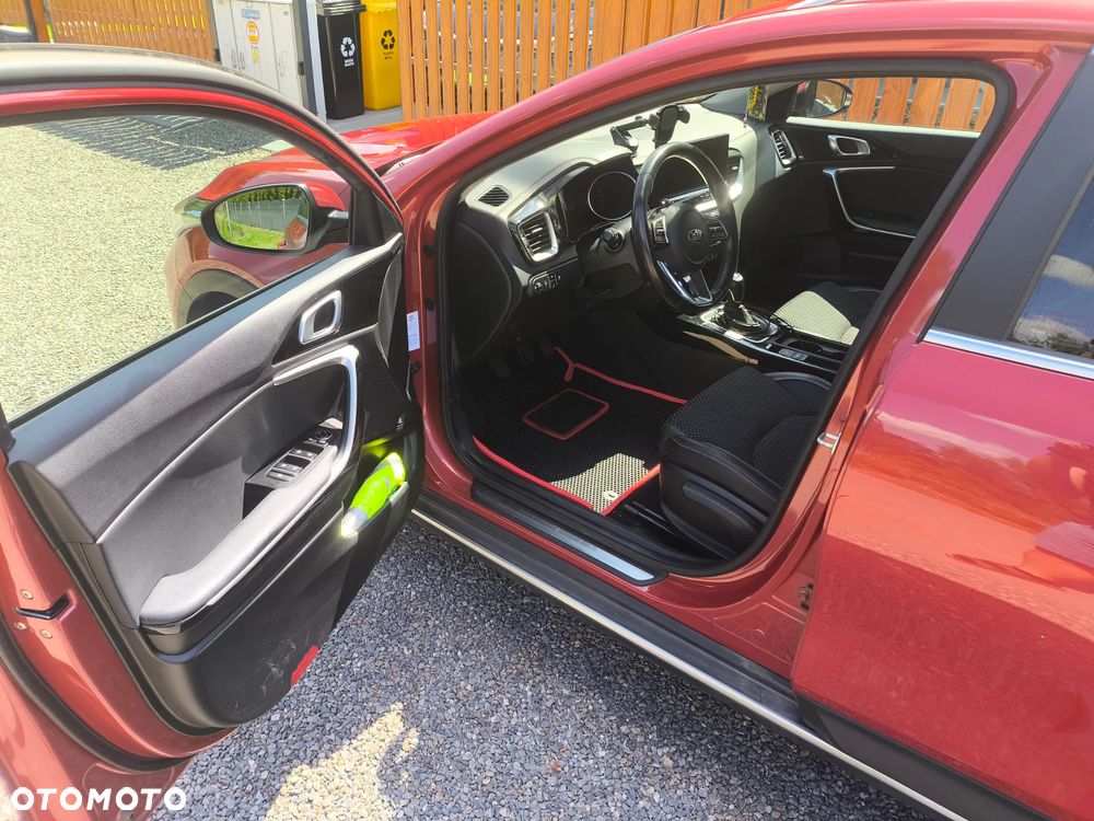 Kia XCeed 1.4 T-GDI L Business Line - 5