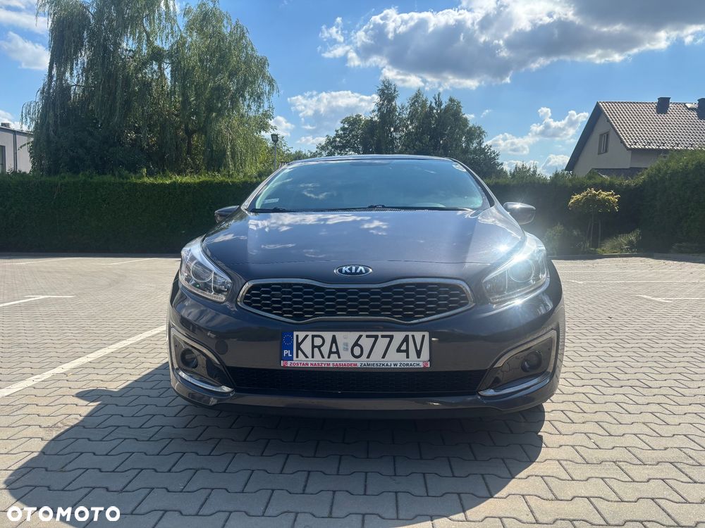 Kia Ceed - 3