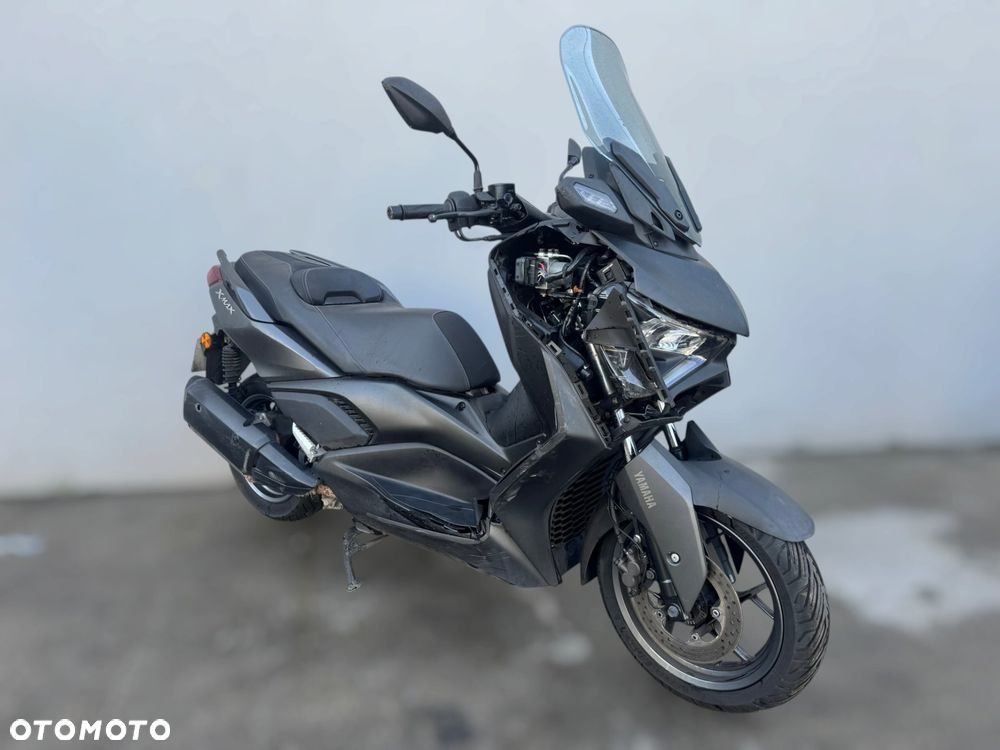 Yamaha X-max