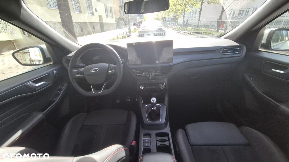 Ford Kuga 1.5 EcoBoost FWD ST-Line X - 5