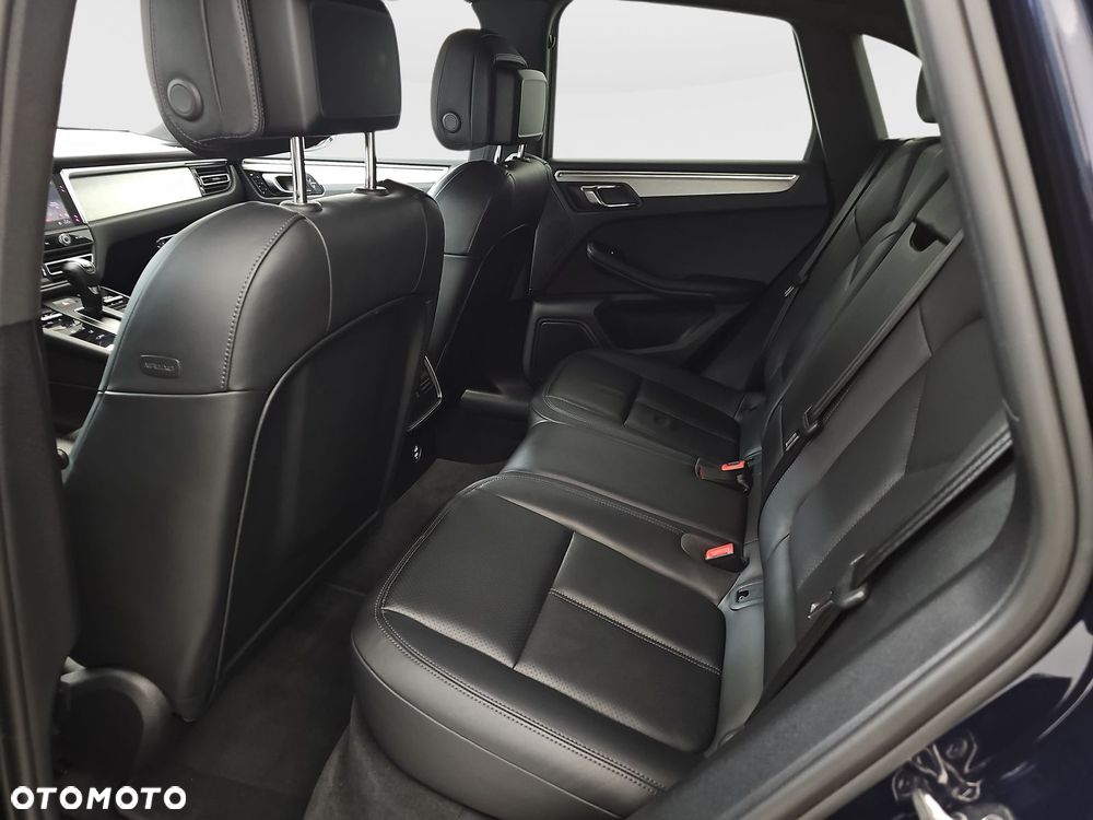 Porsche Macan Standard - 34