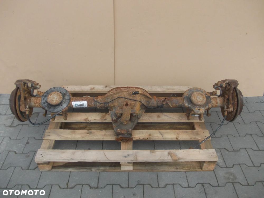 Most tył Jeep Cherokee KJ  4,10 - 2