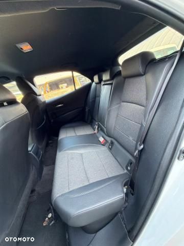 Toyota Corolla - 8