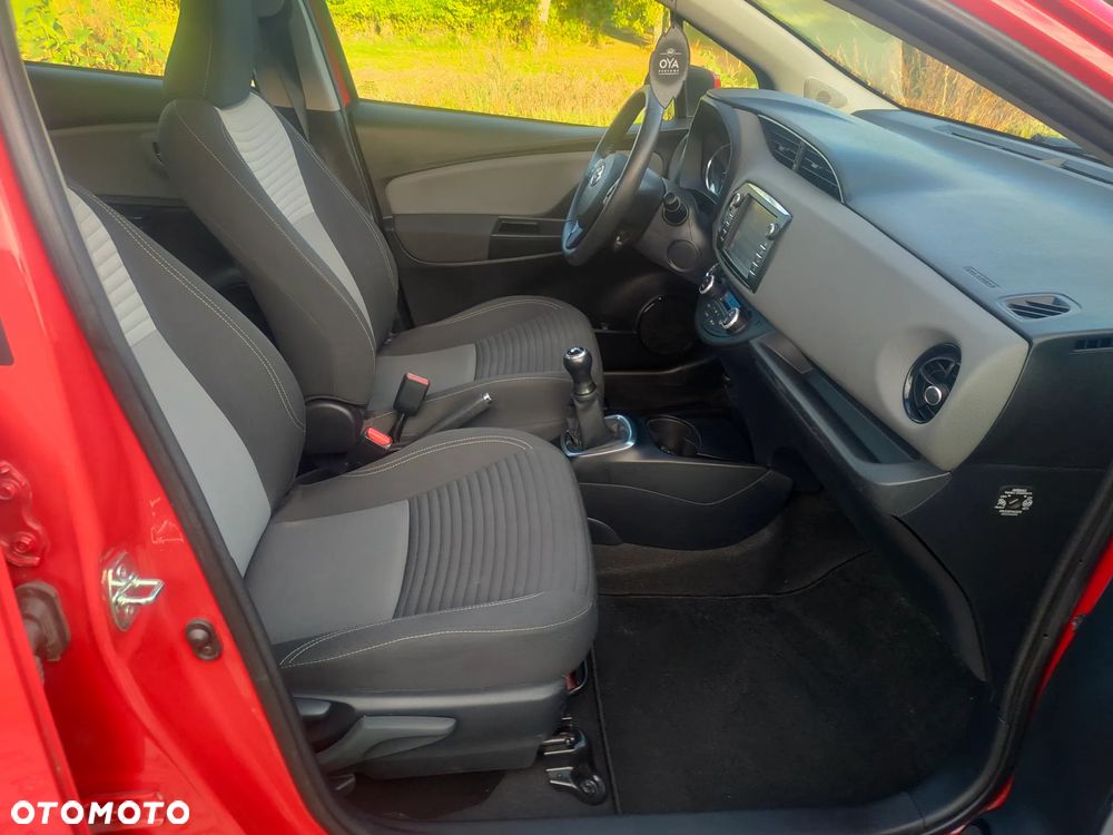 Toyota Yaris - 4