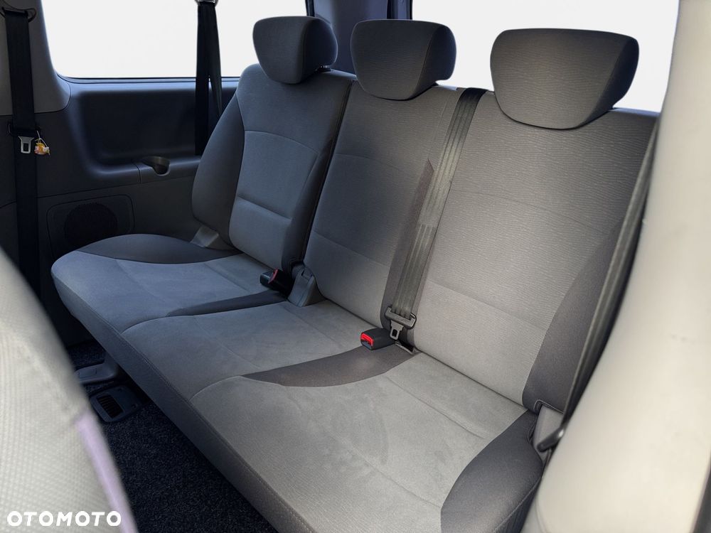 Hyundai H-1 - 19