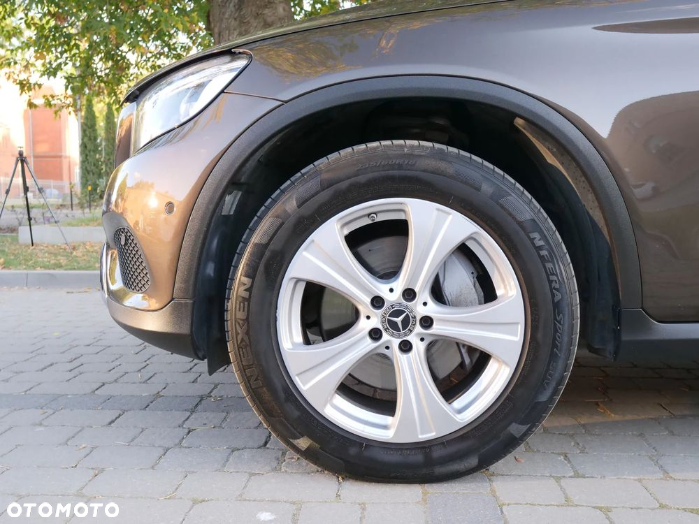 Mercedes-Benz GLC 220 d 4-Matic - 22
