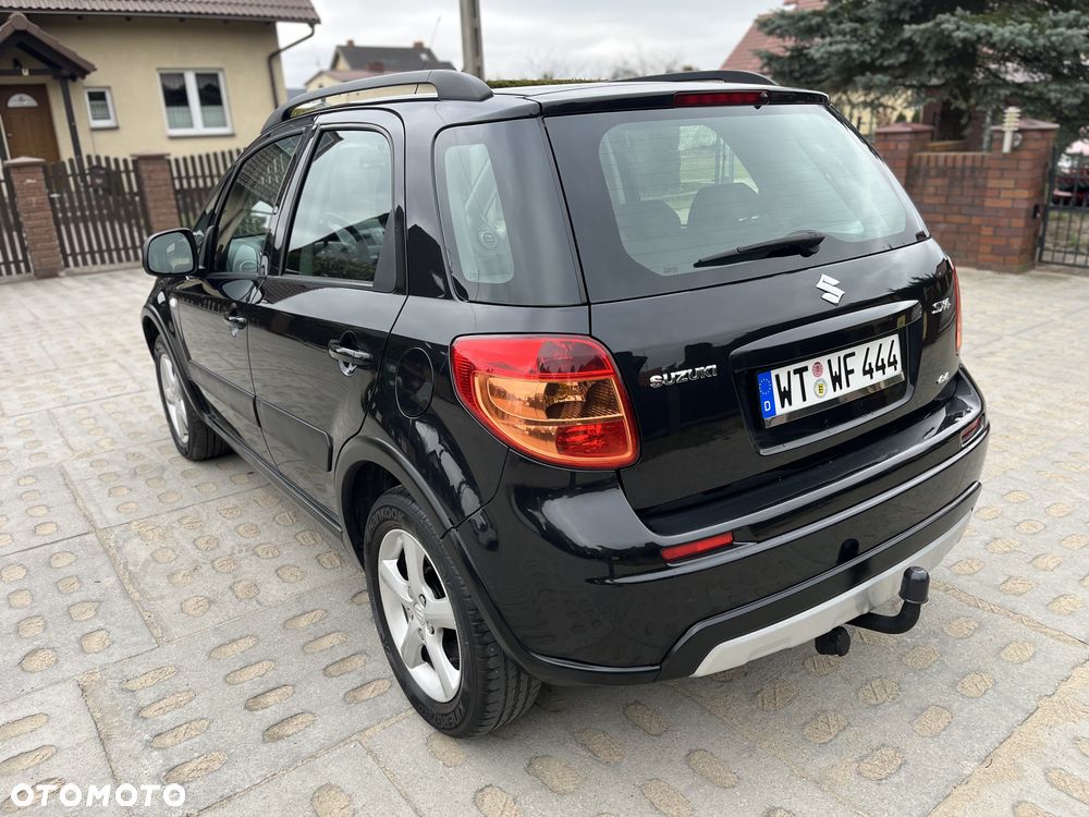 Suzuki SX4 Classic 1.6 VVT 4x4 Comfort - 28