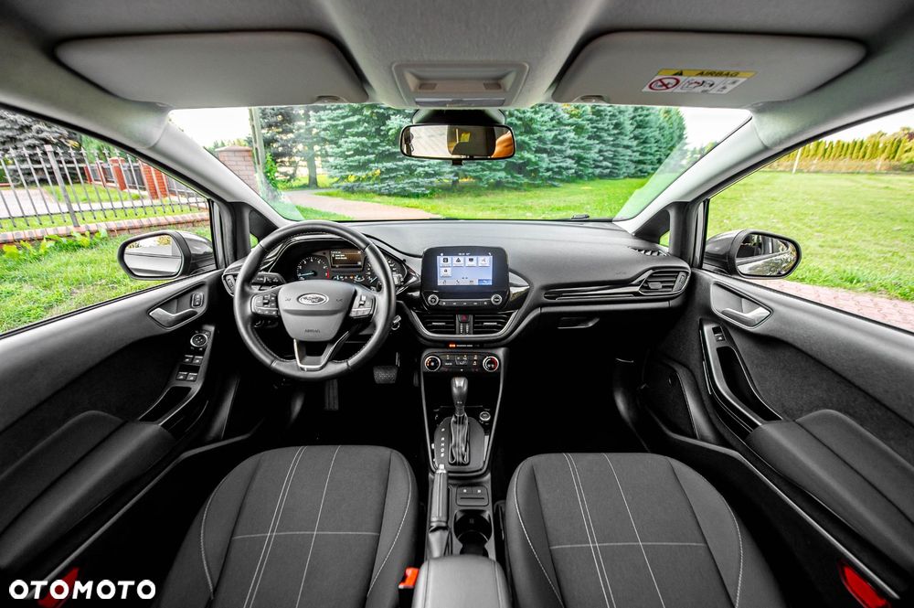 Ford Fiesta 1.0 EcoBoost S&S TITANIUM X - 35