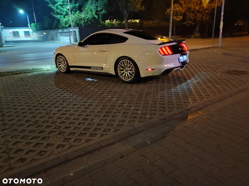 Ford Mustang 2.3 Eco Boost - 29