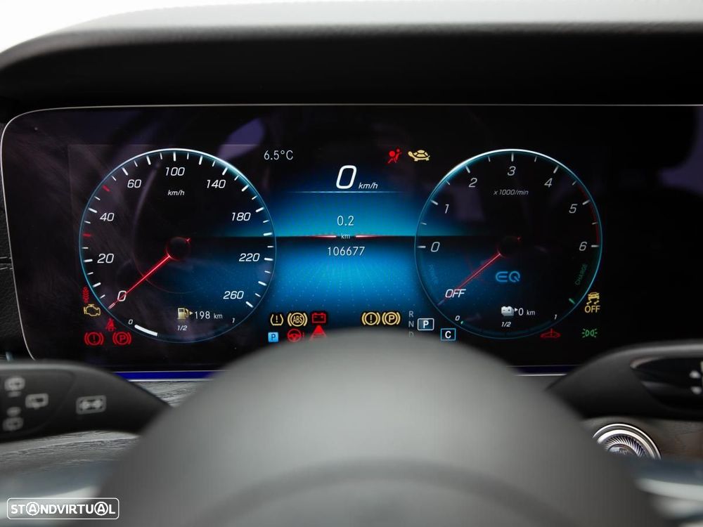 Mercedes-Benz E 300 de AMG Line - 28