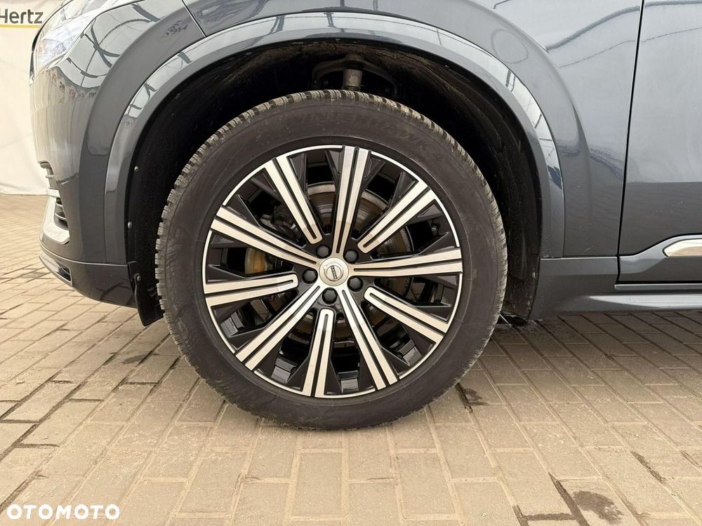 Volvo XC 90 - 21