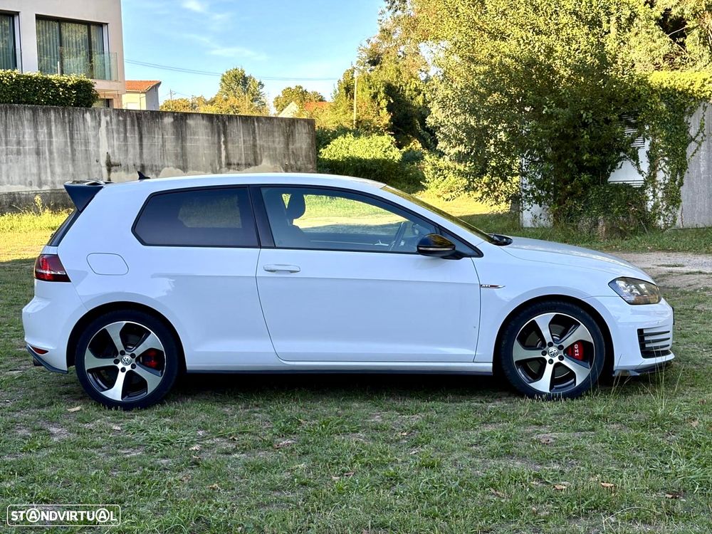 VW Golf 2.0 TSi GTi Performance - 41