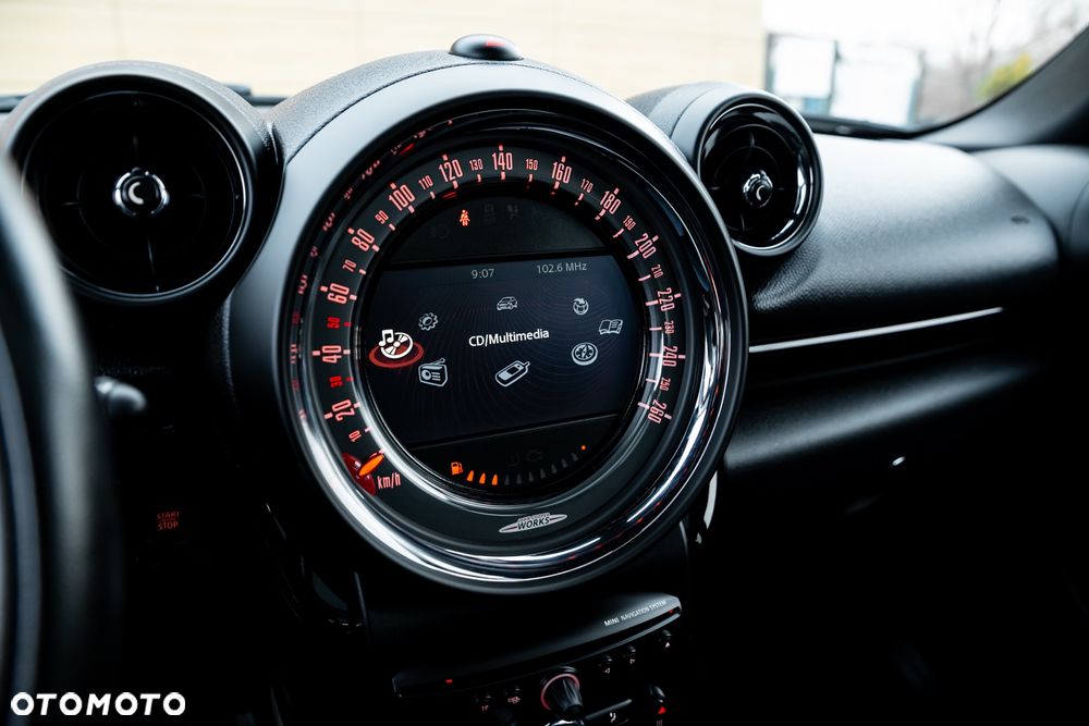 MINI John Cooper Works - 34