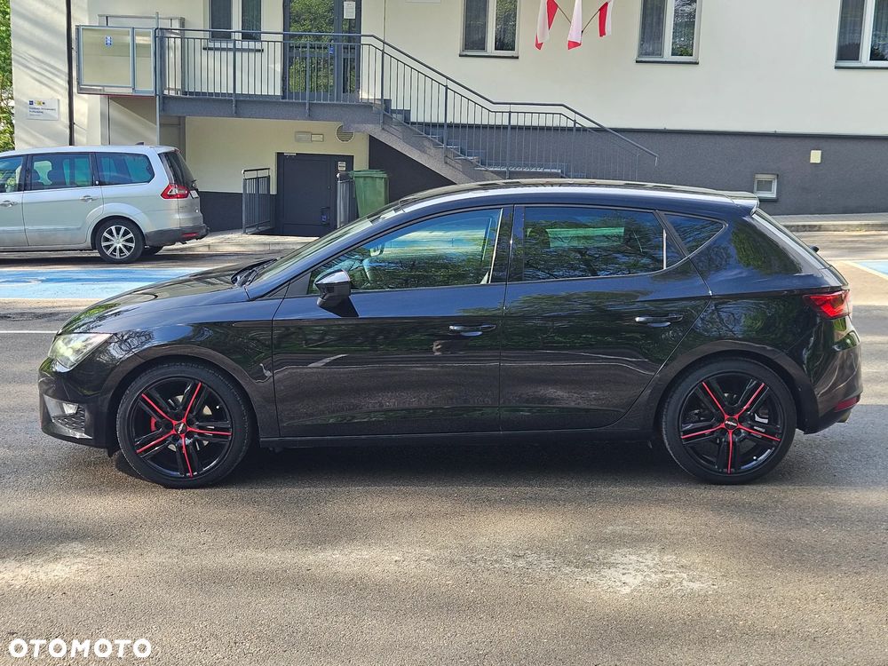 Seat Leon 2.0 TDI DPF FR Black Matt Edition - 4