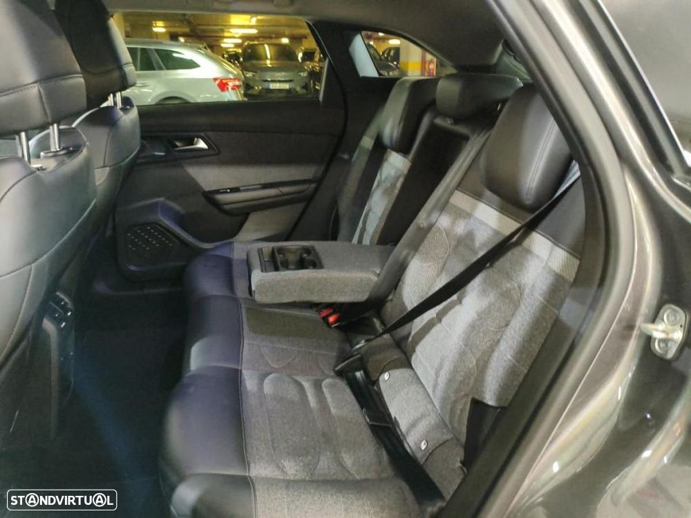 Citroën C5 X 1.6 Hybrid Feel Pack e-EAT8 - 6
