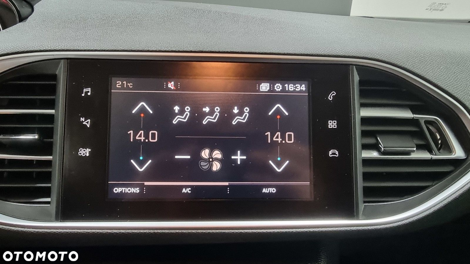Peugeot 308 - 20