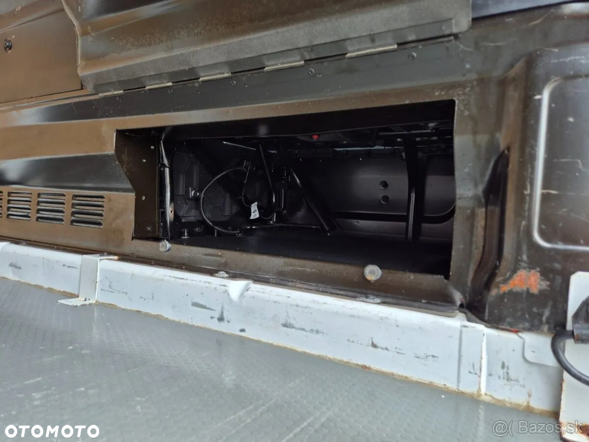 Ford TRANSIT CUSTOM - 19