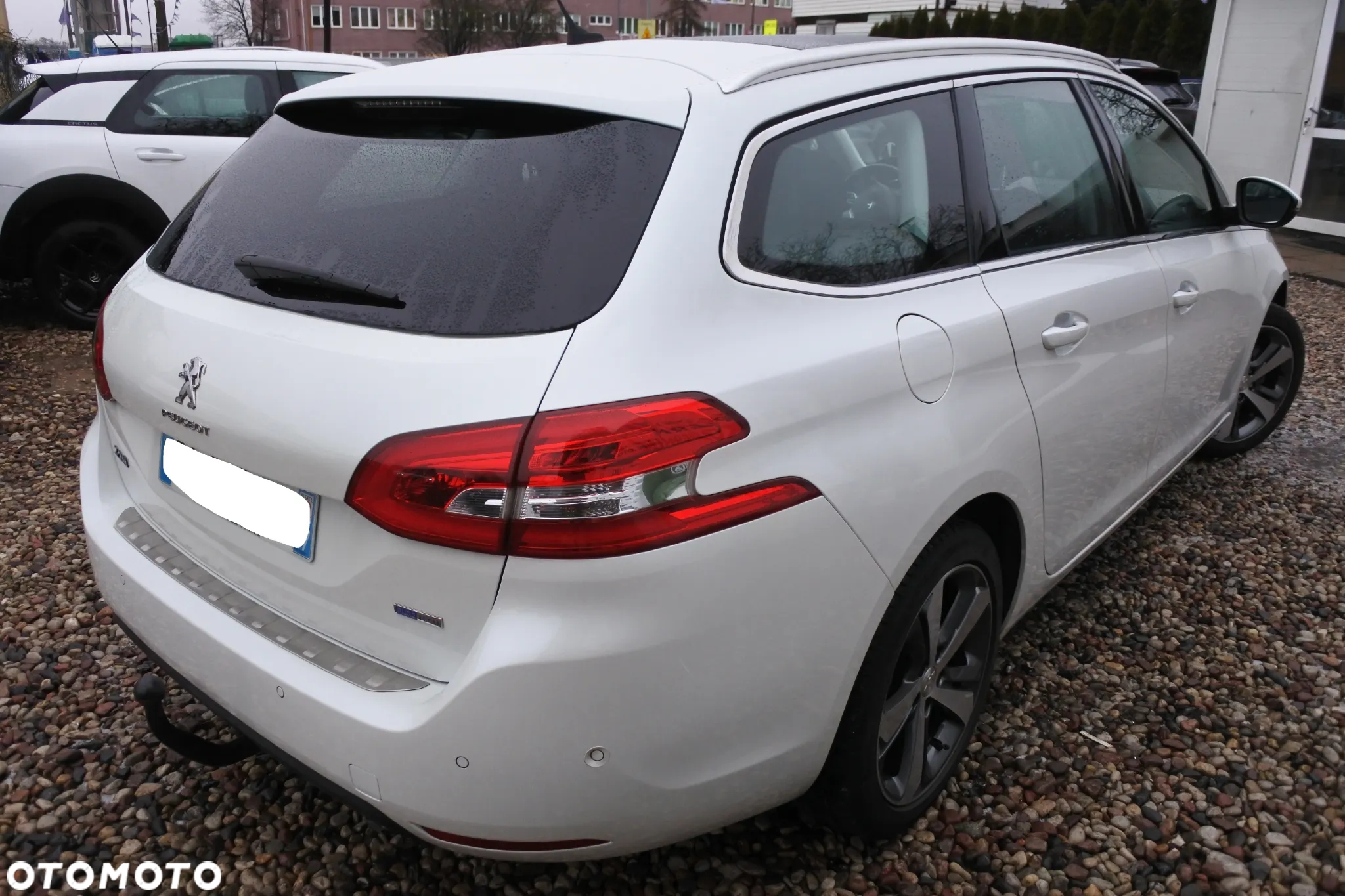 Peugeot 308 PureTech 130 EAT8 Allure - 4