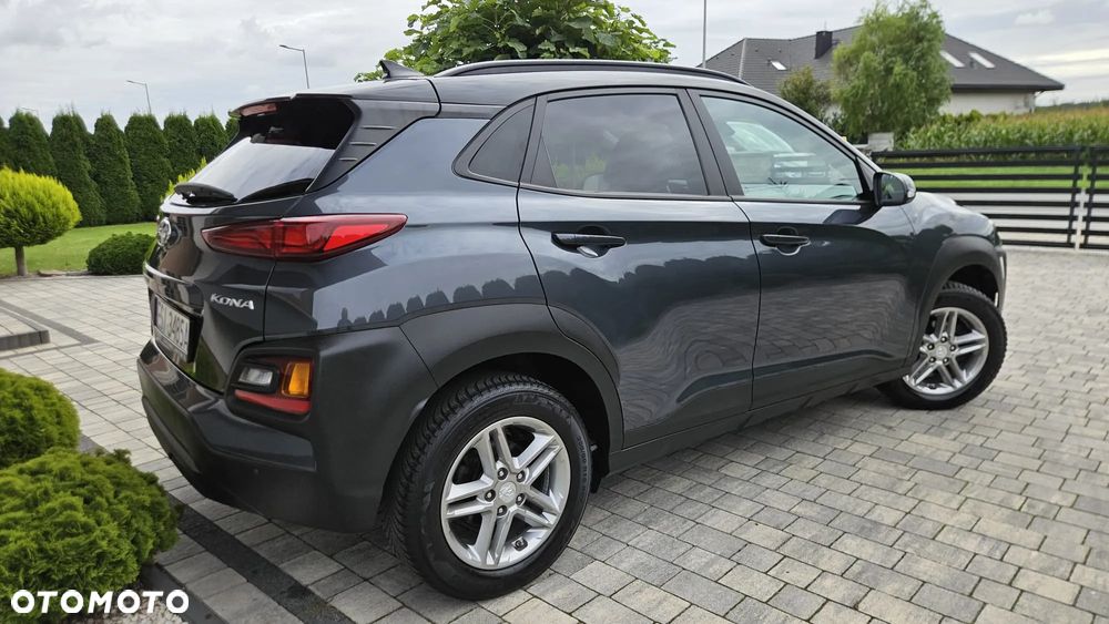 Hyundai Kona - 12