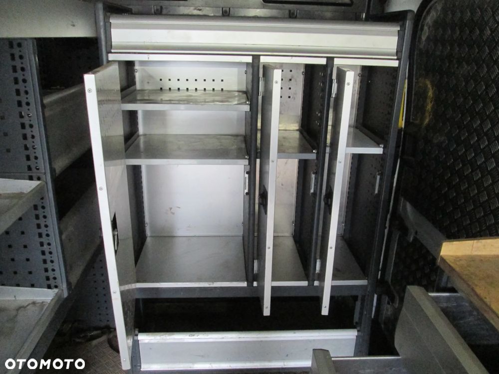 Ford Transit - 18