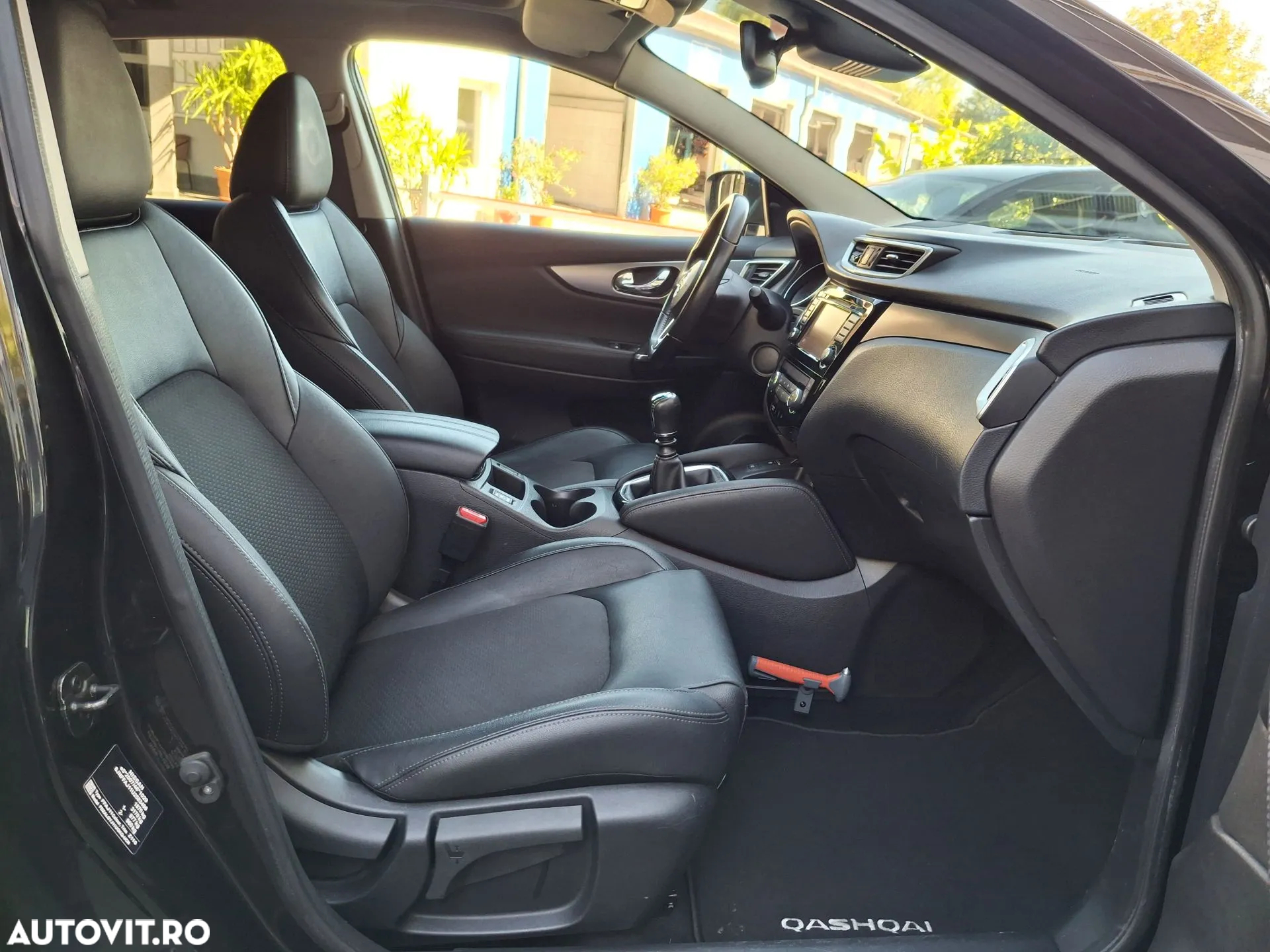 Nissan Qashqai 1.3 DIG-T TEKNA+ - 18