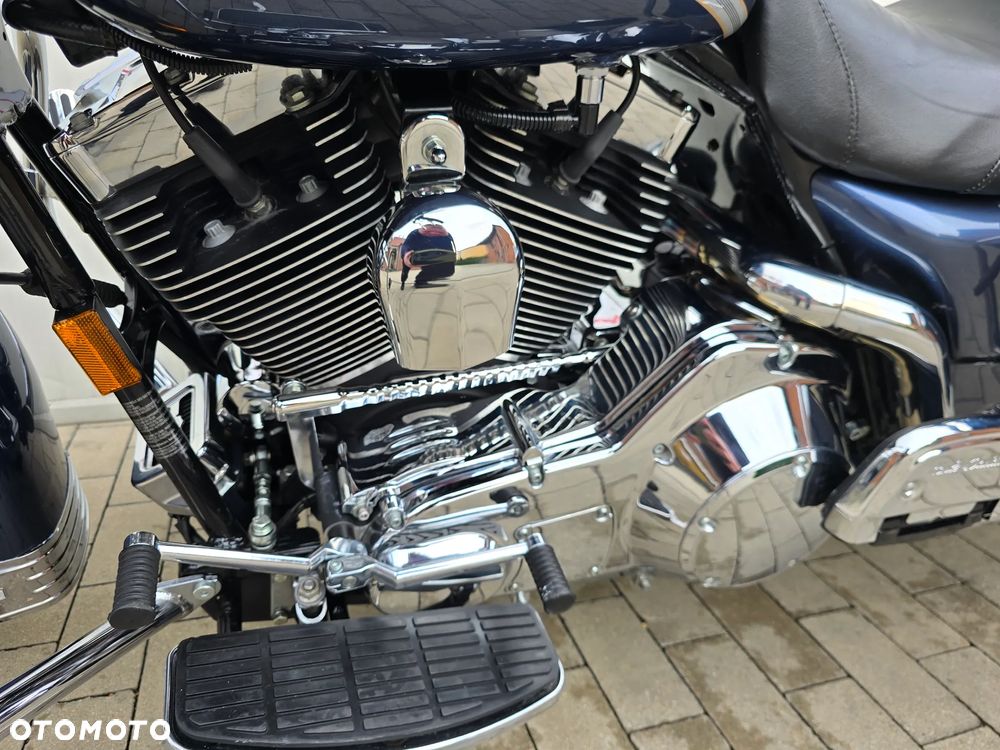 Harley-Davidson Touring Road King - 15