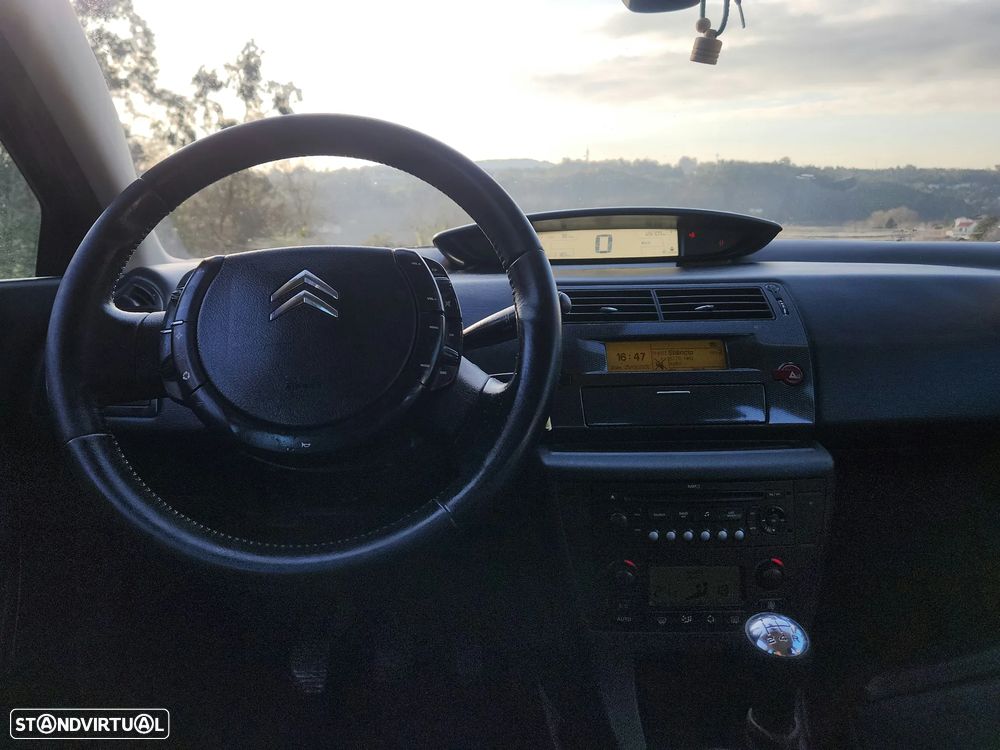 Citroën C4 1.6 HDi VTR Pack Airdream - 8