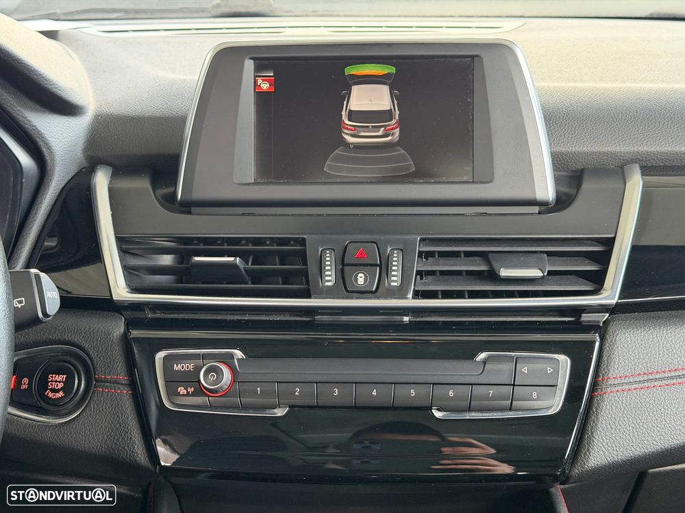 BMW 216 Active Tourer d Line Sport - 25