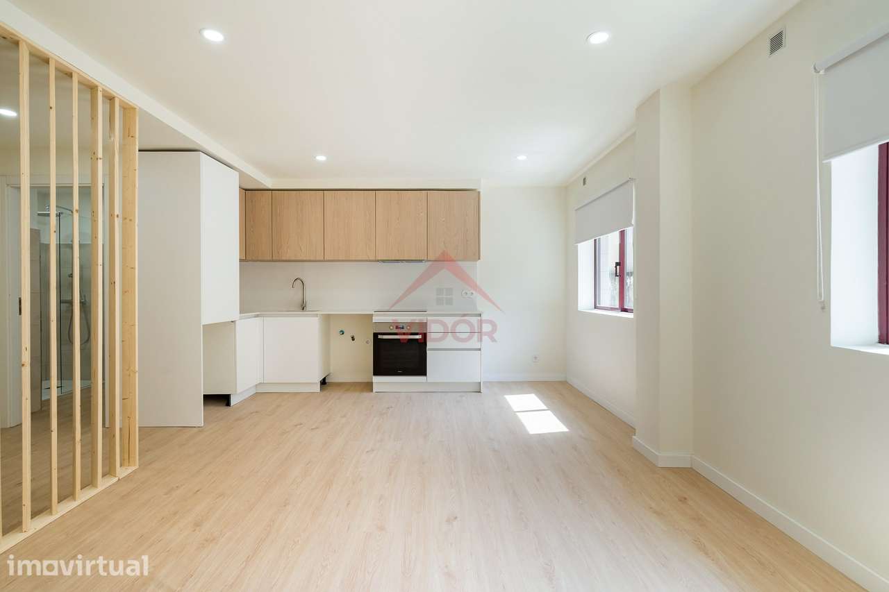 Apartamento T1 Abadias – Excelente Localização - Grande imagem: 5/15