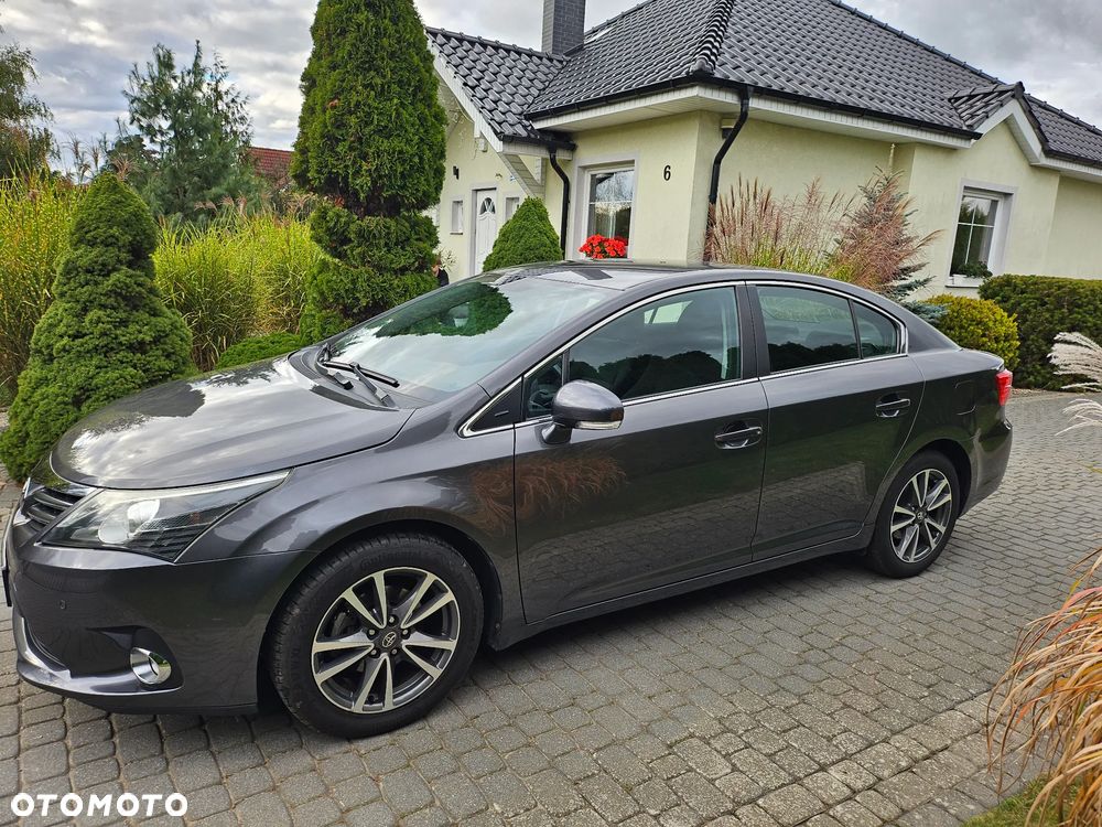 Toyota Avensis 1.6 Life - 21