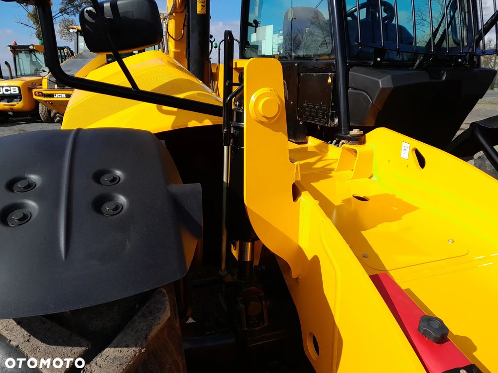 JCB 540-140 - 16