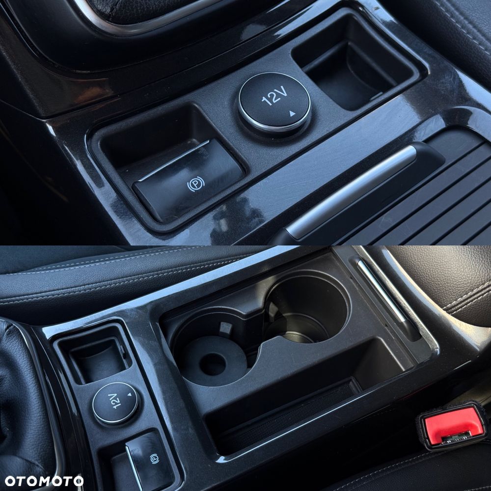 Ford Kuga 1.5 EcoBoost 2x4 ST-Line - 25