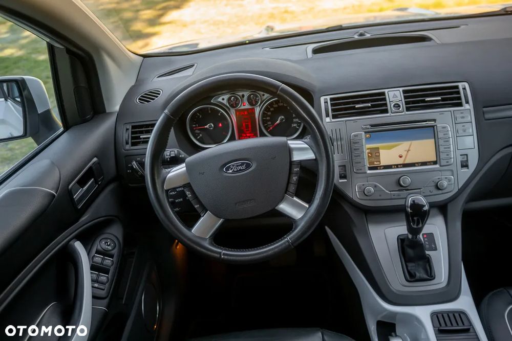 Ford Kuga 2.0 TDCi 4x4 Individual - 36